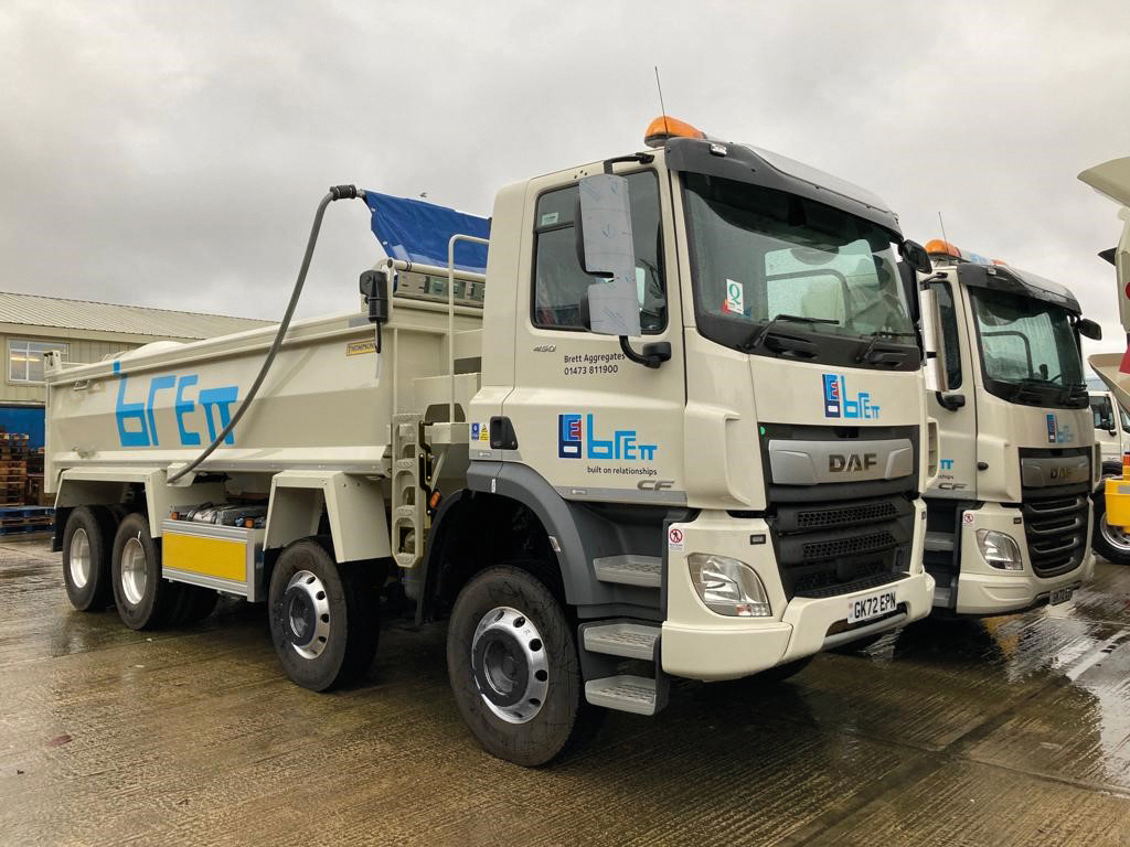 brett-aggregates-tipper.jpg