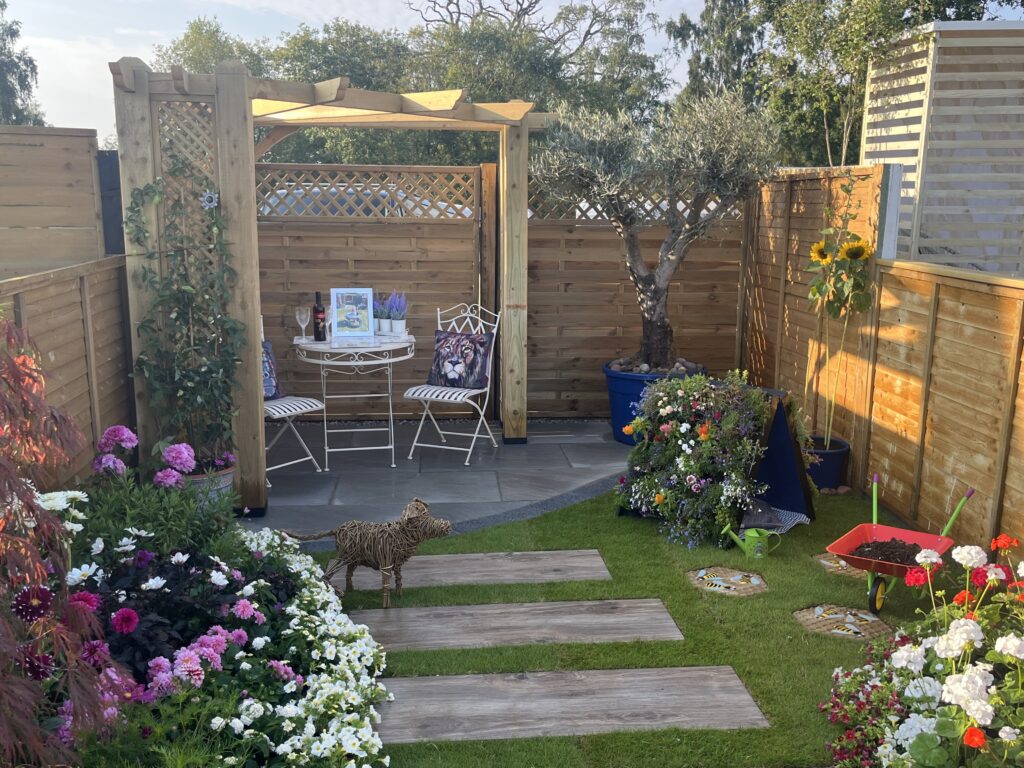 LandscapingGarden4.jpg LandscapingGarden4.jpg